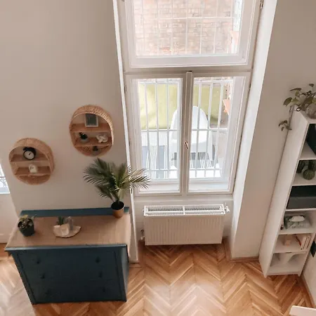 Lägenhet Owl Budapest